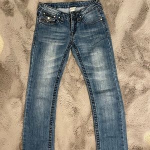 True Religion Women’s blue jeans. Joey Super Ts. Size 26. Beautiful condition.